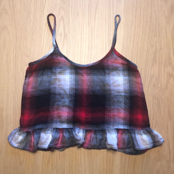 Cloth & Stone plaid crop top. - Picture 2 of 5